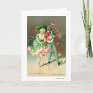 Paar in Kostüm beim Kuchen Karte