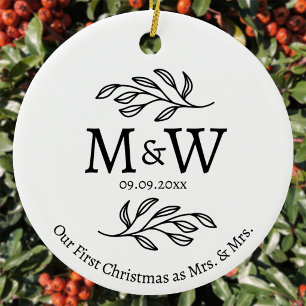 Paar-Monogramm-Hochzeit erstes Weihnachten Frau &  Keramik Ornament