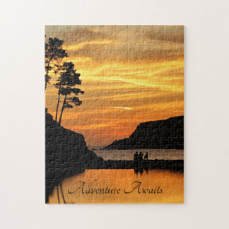 Paar und Hund am Strand bei Sonnenuntergang an der Puzzle