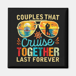 Paare auf Kreuzfahrt Zusammenhalten Illustration Magnet