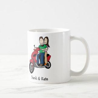 Paare auf Roller - kundenspezifische Cartoon-Tasse Tasse