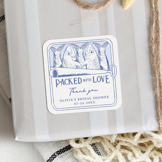 Packet mit Liebe gegossen Sardinen Brautparty Quadratischer Aufkleber (Von Creator hochgeladen)