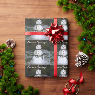 Packpapier-Schnee-Dame mit geziertem Schal Geschenkpapier