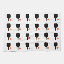 Paddel aus schwarzem Pickleball und Handtuch aus o