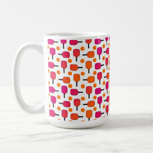Paddeln und orangefarbene Pickleball Kaffeetasse