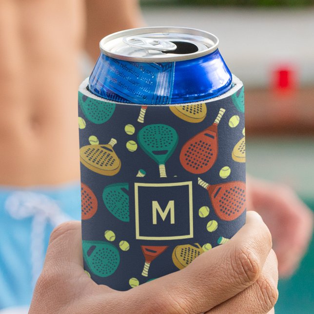 Padel Tennis Rackets und Balls Monogram Dosenkühler (Von Creator hochgeladen)