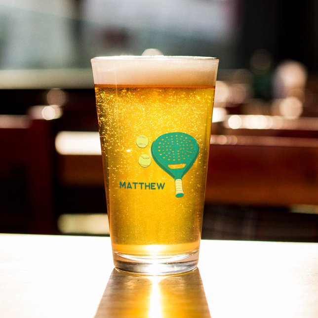 Padel Tennis Rackets und Balls Personalisiert Glas (Von Creator hochgeladen)