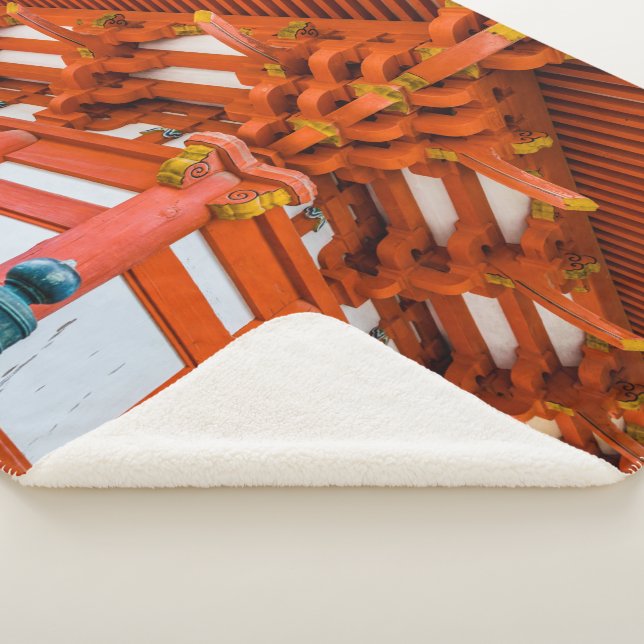 Pagoda Bottom up Perspektive, Miyajima Sherpadecke (3/4)