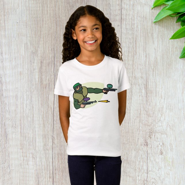 Paintball-Spieler mit Dual-Marker-Action-Sport T-Shirt (Von Creator hochgeladen)