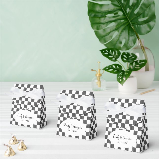 Painted Black Checkerboard Pattern Wedding Geschenkschachtel (Zahlreiche)