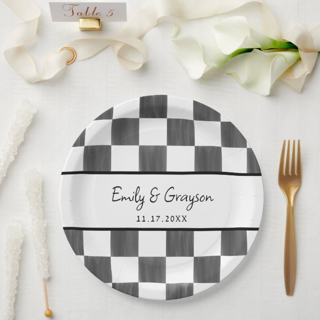 Painted Black Checkerboard Pattern Wedding Pappteller (Hochzeit)