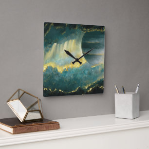 Painted Planet Sky Art von Heva Weva Green und Gol Quadratische Wanduhr