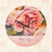 Painterly Pink Roses on Damask Mit Monogramm