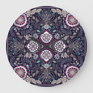 Paisley Blumenmuster, quadratisches Taschendesign. Große Wanduhr