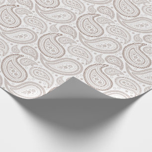 Paisley Brown auf weißem Packpapier