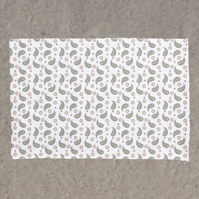 Paisley Pink Blume Dots Muster Grün Lila Kissenbezug (A pillow case with a paisley, flower and dot pattern done in pink, green, purple & blue.)