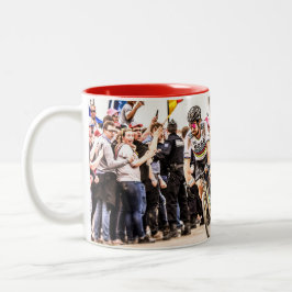 Pakt mit dem Teufel - Paris Roubaix 2018 Zweifarbige Tasse