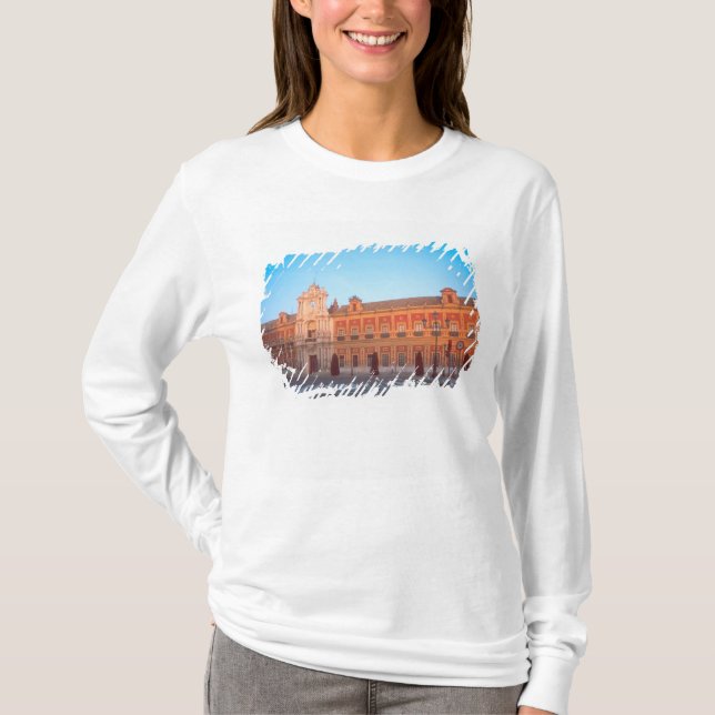 Palacio de Telmo in Sevilla, Spanien, Sitz T-Shirt (Vorderseite)