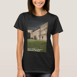Palast der Duques von Braganza T-Shirt