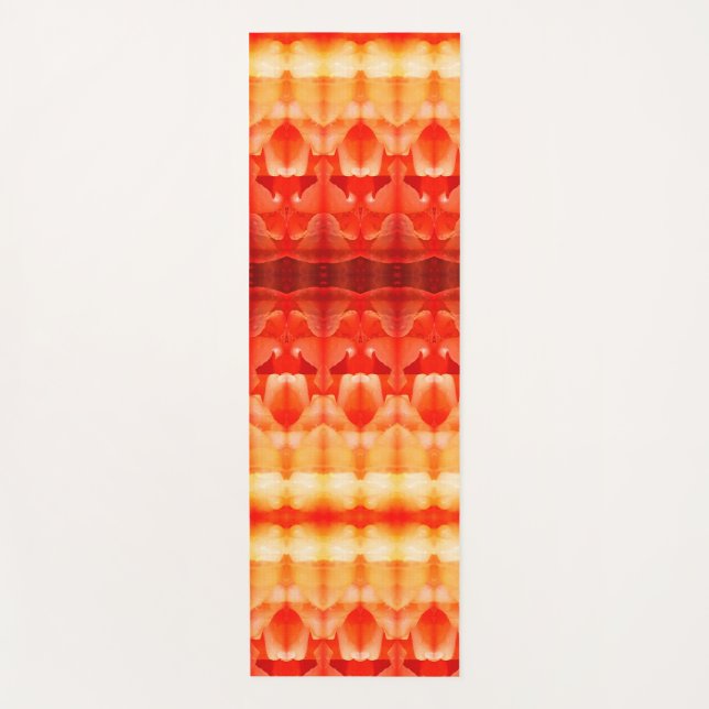 Pale Peachy Ikat 8 Sangria Yogamatte (Vorderseite)