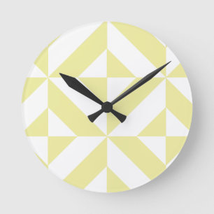 Pale Yellow Geometric Deco Cube Pattern Runde Wanduhr
