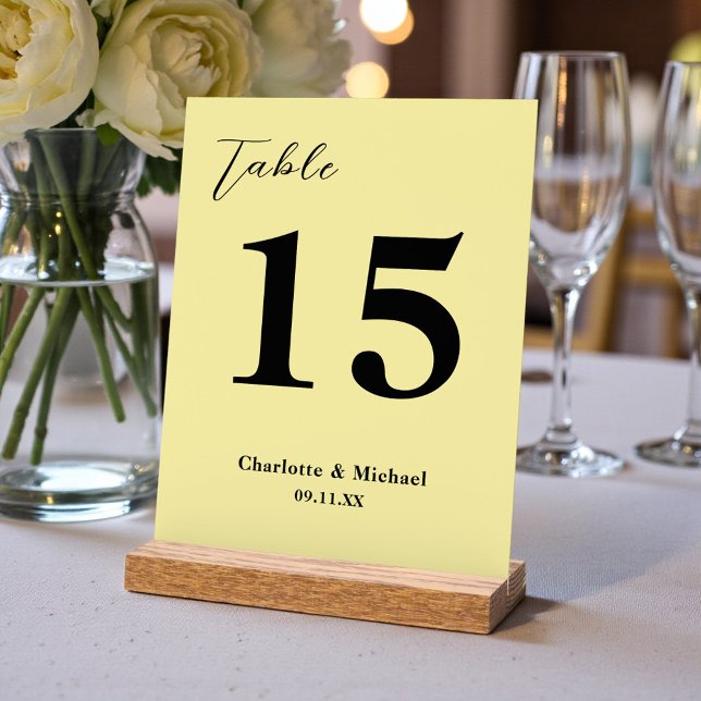 Pale Yellow Minimalist Wedding Table Number Acrylschild (Von Creator hochgeladen)