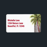 Palm Tree mit Christmas Lights Beach Adresse Adressaufkleber<br><div class="desc">Dieses BeachHoliday-Adressetikett zeichnet sich durch eine Aquarellpalme aus,  die mit roten und grünen Weihnachtsbeleuchtung geschmückt ist. Es gibt einen Holzboden aus Imitaten. *</div>