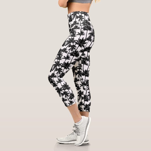 Palm Tree Shadow Pattern Capri Leggings (Links)