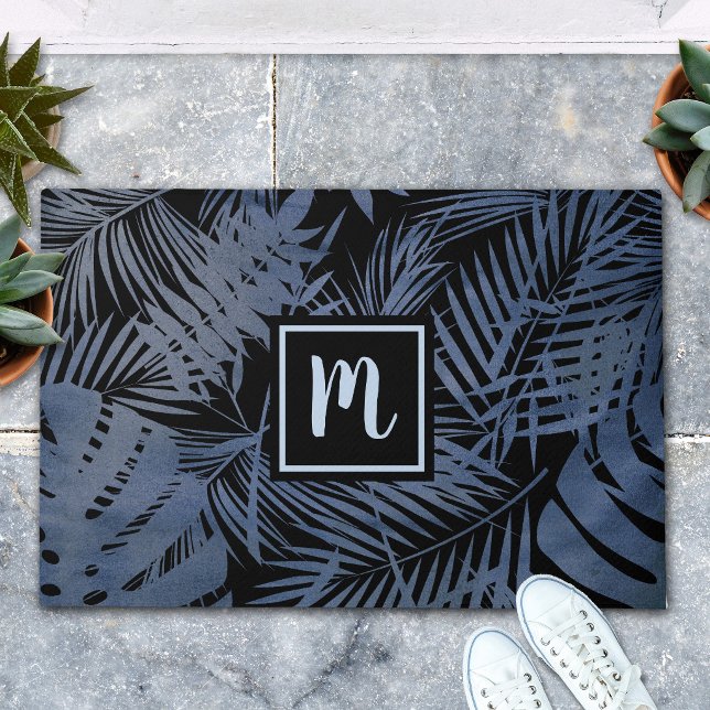 Palmblattmuster aus Navy, monogramm, modern Fußmatte (Von Creator hochgeladen)
