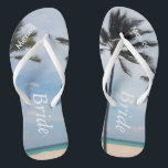 Palme I Wedding drehen Flip Flops<br><div class="desc">Palme I Wedding drehen Reinfall-Braut-Strand-Sandelholze mit personalisiertem Bestimmungsort um</div>