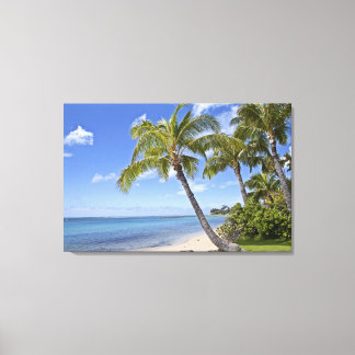 Palmen am Strand von Hawaii. Leinwanddruck