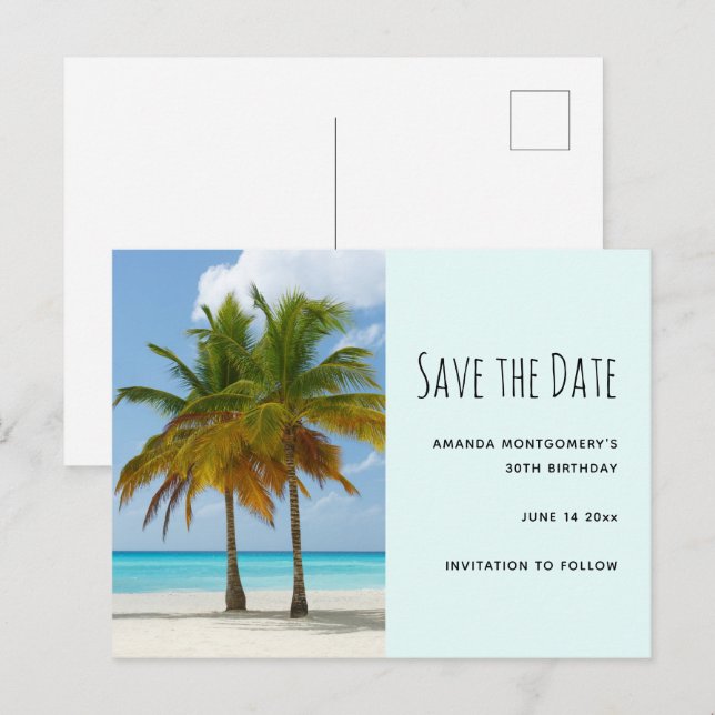 Palmen an einem tropischen Strand Save the Date Einladungspostkarte (Vorne/Hinten)