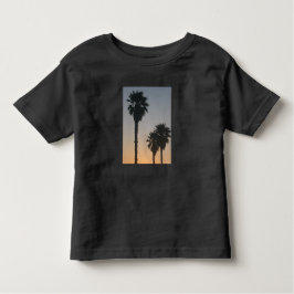Palmen bei Sonnenuntergang Kleinkind T-shirt