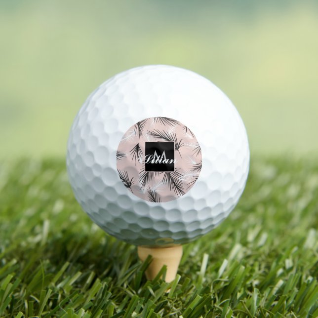 Palmen Schwarz-weiß Erdung Ton Rosa Mit Monogramm Golfball (Insitu T-Shirt)