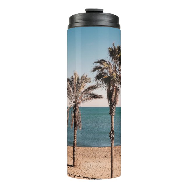 Palmenbaum am Strand am Morgen Thermosbecher (Vorderseite)