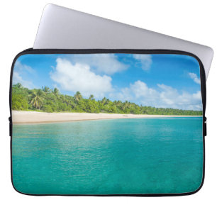 Palmenbestandene Strand, Tonga Laptopschutzhülle