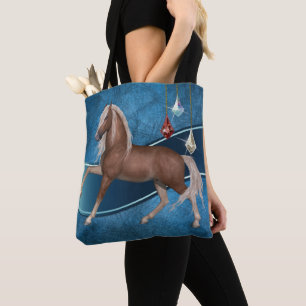 Palomino Pferd auf der blauen Tasche