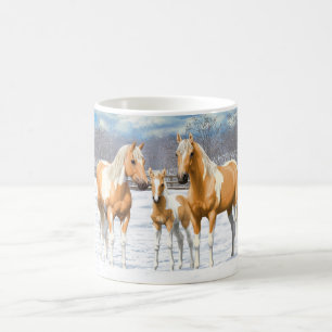 Palomino Pinto Paint Quarter Pferde im Schnee Tasse