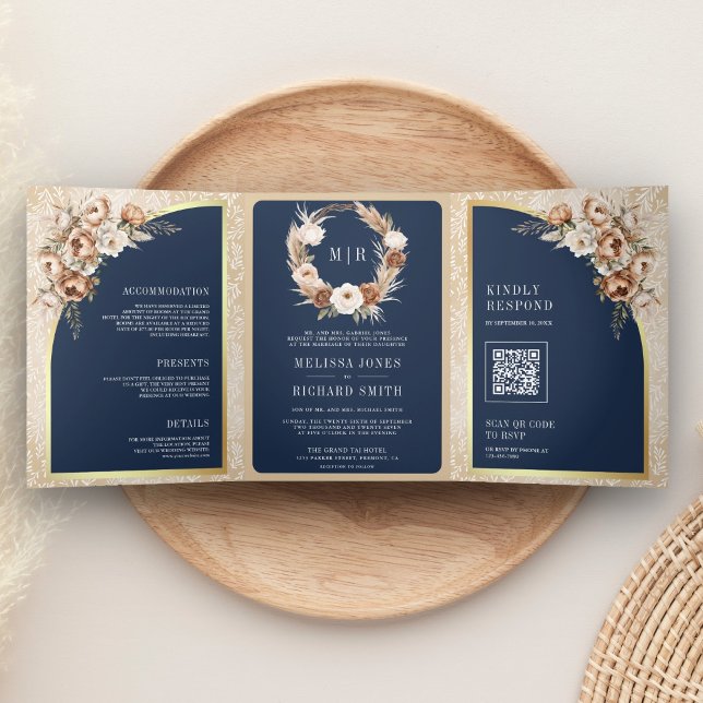 Pampas Neutral Beige Earthy Floral Navy Wedding Dreifach Gefaltete Einladung (Von Creator hochgeladen)