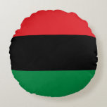 Pan African Flag & Unia Symbol / Sport Fan Rundes Kissen<br><div class="desc">Kissen (rund): Pan African Flag Symbol - UNIA / Ein horizontales Triband von rot,  schwarz und grün. Die panafrikanische Flagge - auch bekannt als afroamerikanische Flagge,  schwarze Befreiungsflagge,  UNIA-Flagge. Häufig verwendet mit Black Lives Matter Bewegung.</div>
