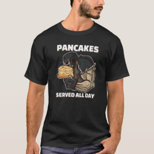 Pancakes serviert den ganzen Tag Fußball Offensive T-Shirt