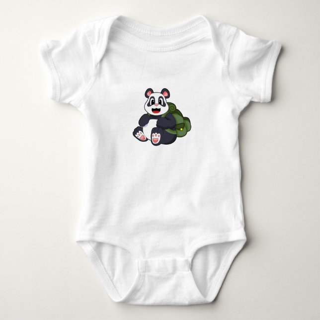 Panda als Hiker mit Rucksack Baby Strampler (Vorderseite)
