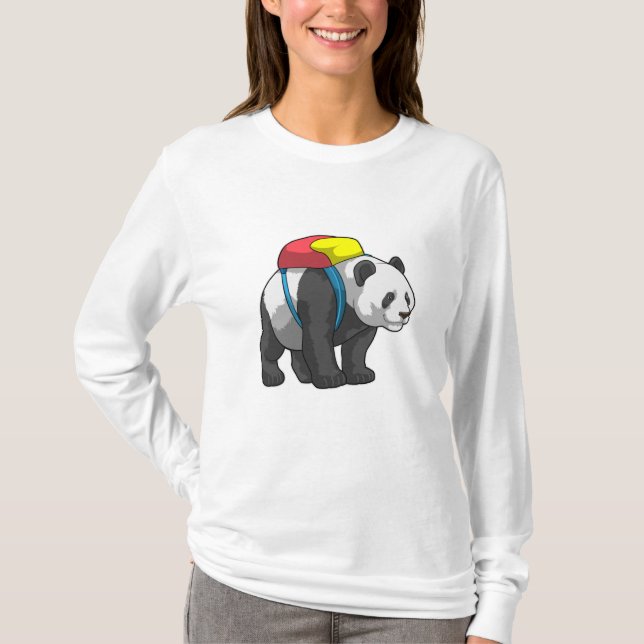 Panda als Hiker mit Rucksack T-Shirt (Vorderseite)