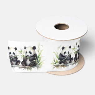 Panda-Bären mit Bambusstalmen Satinband