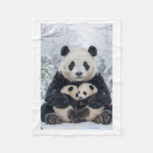 Panda-Familie in Schneedecke Fleecedecke