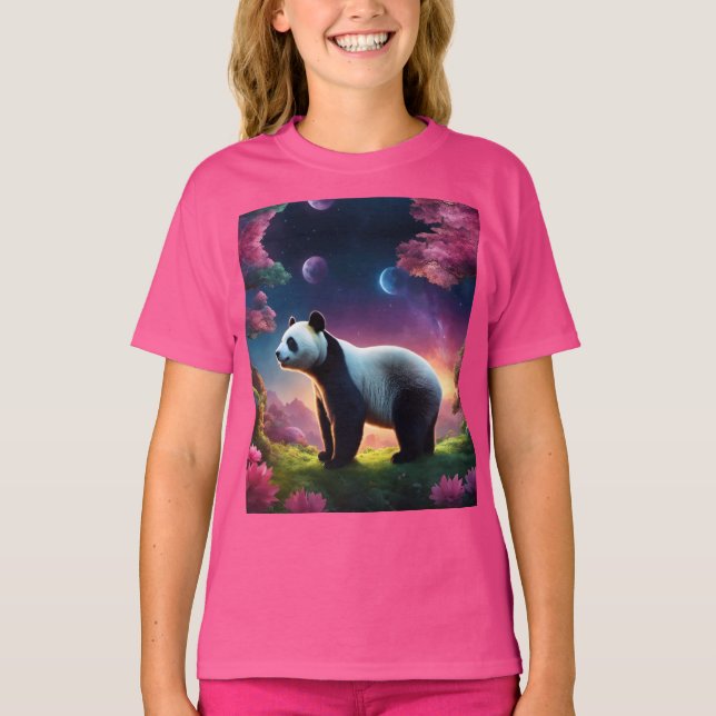 Panda im Fantasy-Garten-T - Shirt (Vorderseite)