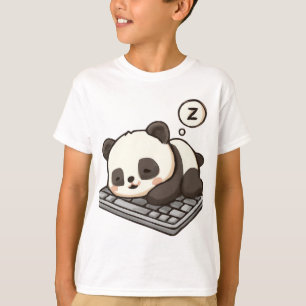Panda im Ruhemodus auf Tastatur-Art T-Shirt
