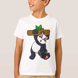 Panda mit Holz bei Krafttraining T-Shirt