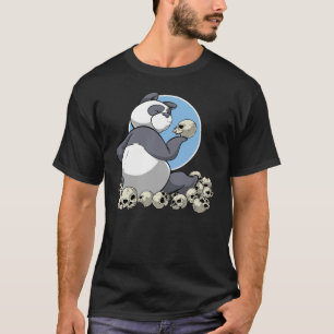 Panda mit Skulls-T - Shirt
