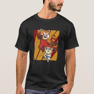 Panda Monium verheert es auf rotem Panda T-Shirt